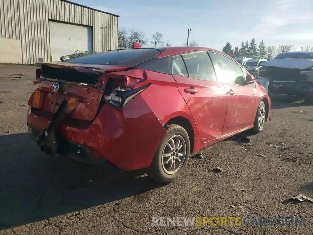 4 Photograph of a damaged car JTDL9RFU6L3014408 TOYOTA PRIUS 2020