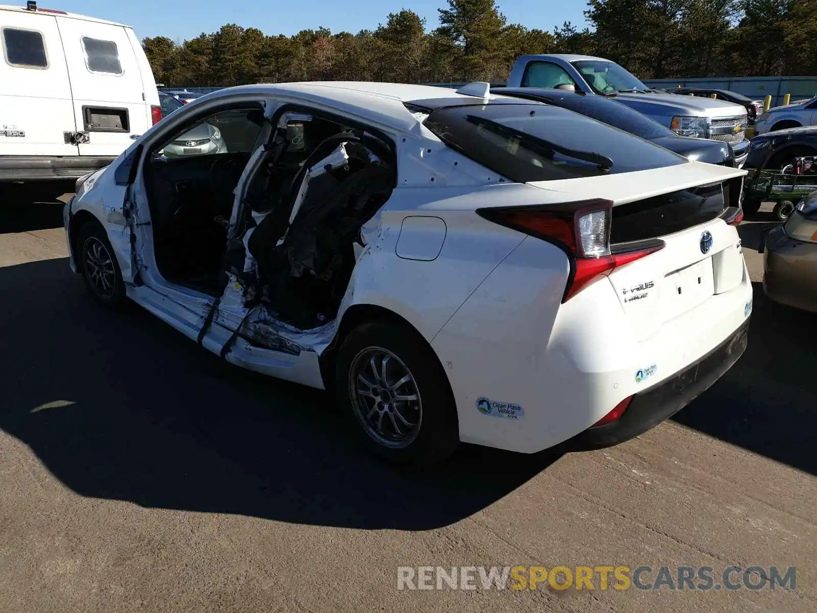 3 Photograph of a damaged car JTDL9RFU6L3015705 TOYOTA PRIUS 2020