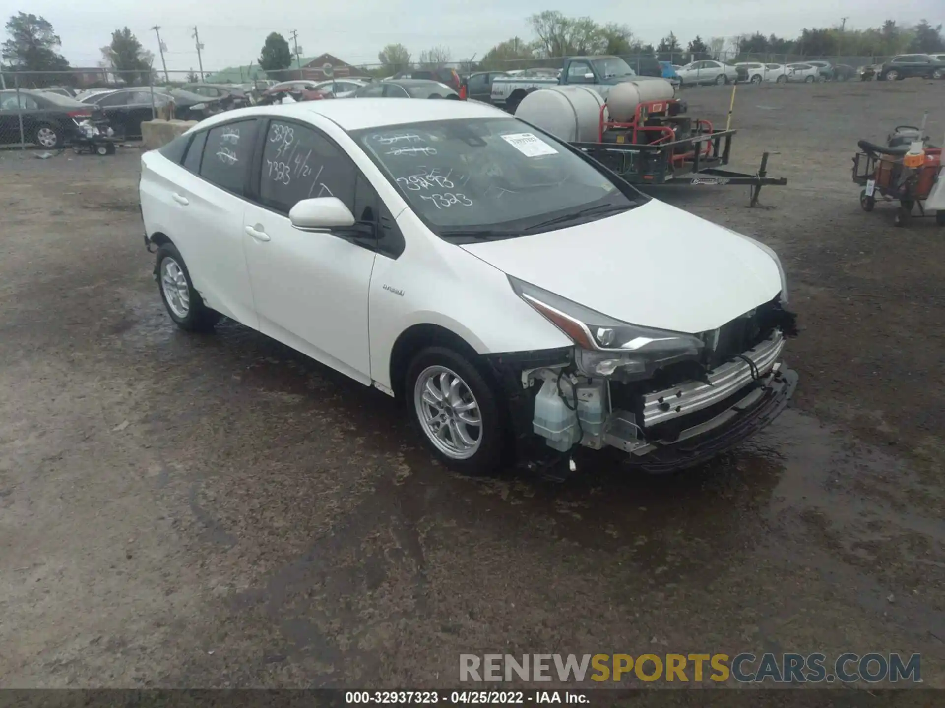 1 Photograph of a damaged car JTDL9RFU6L3018555 TOYOTA PRIUS 2020