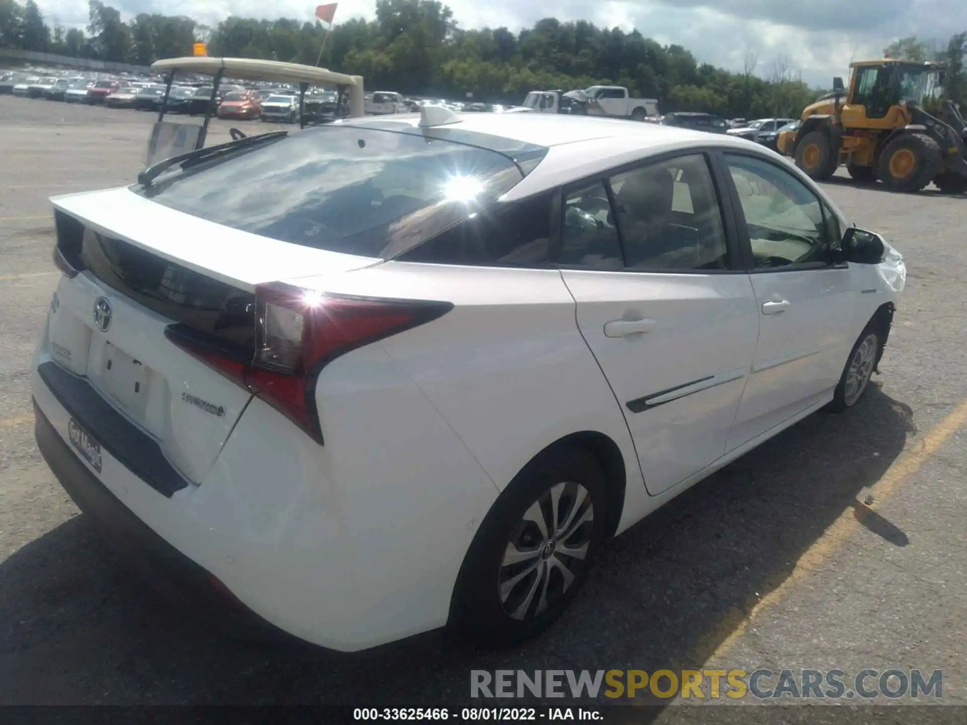 4 Photograph of a damaged car JTDL9RFU6L3022329 TOYOTA PRIUS 2020