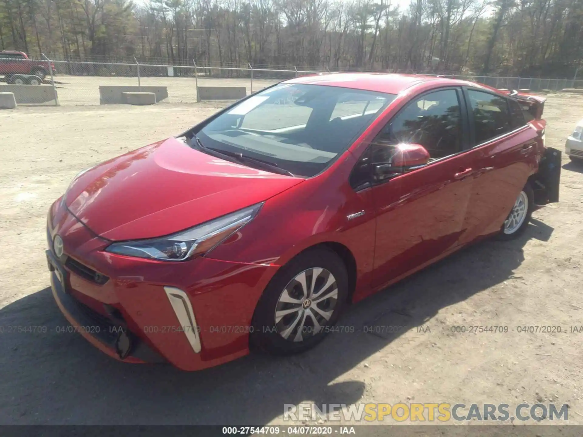 2 Фотография поврежденного автомобиля JTDL9RFU7L3015695 TOYOTA PRIUS 2020