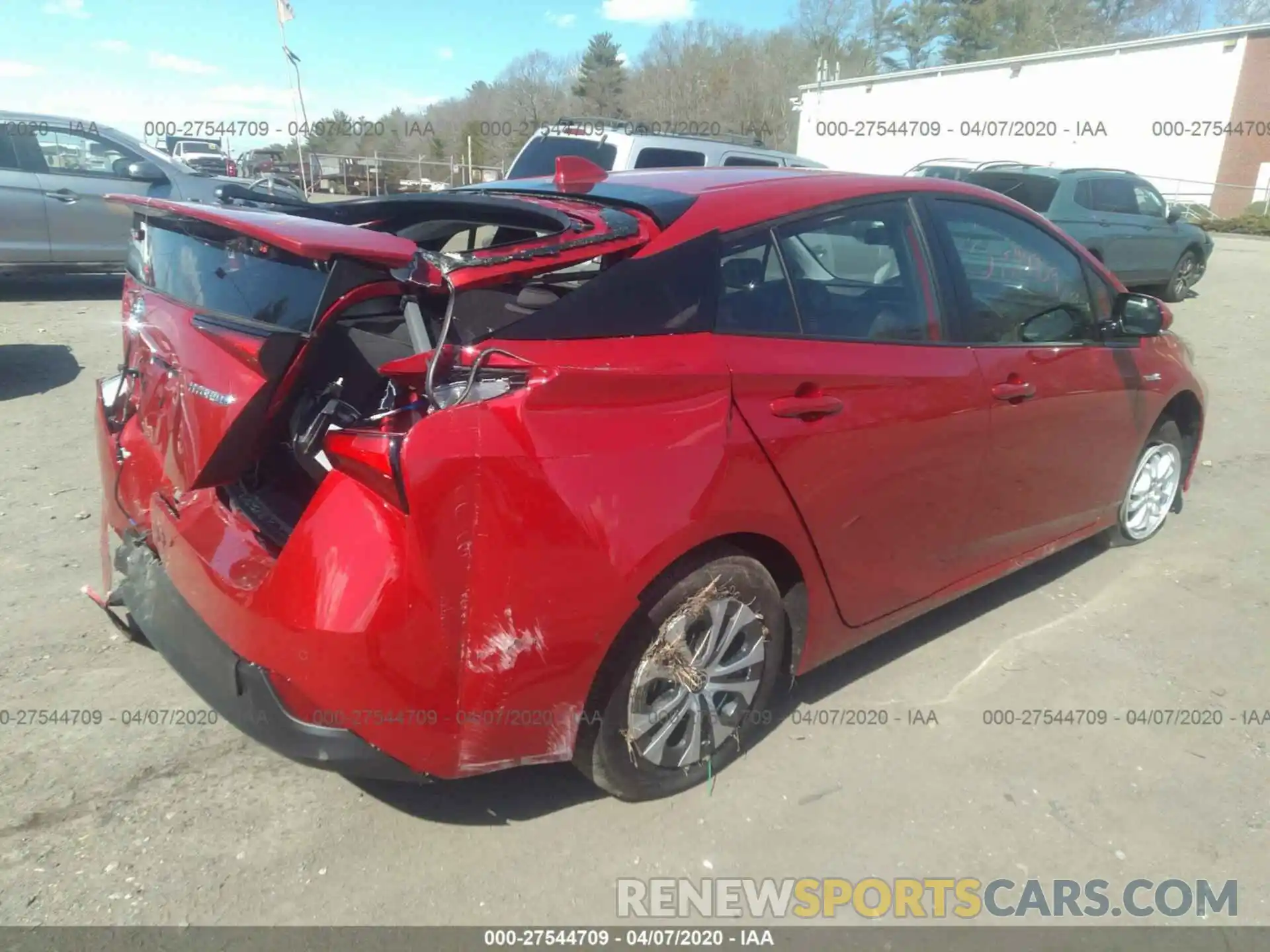 4 Photograph of a damaged car JTDL9RFU7L3015695 TOYOTA PRIUS 2020