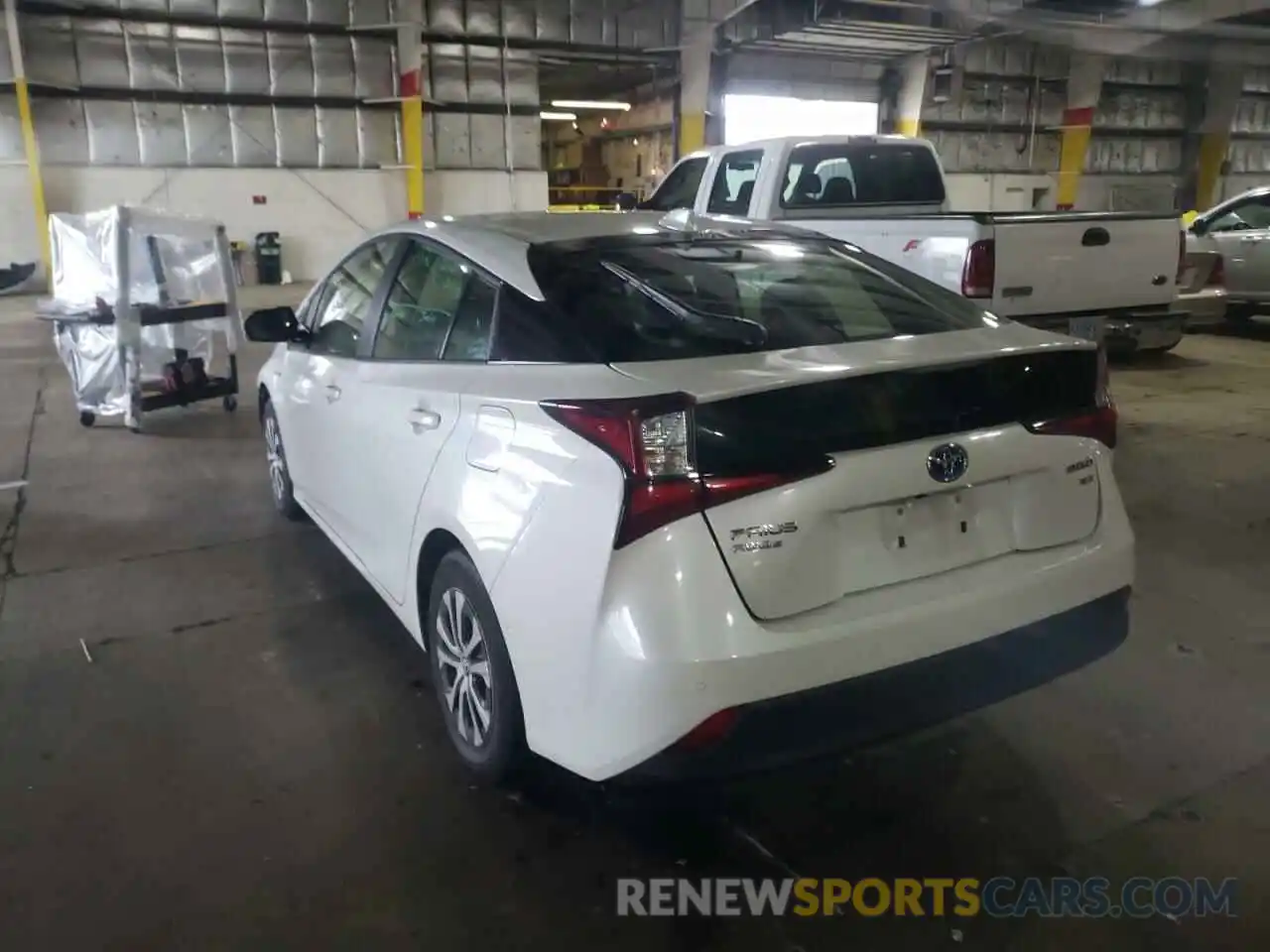 3 Photograph of a damaged car JTDL9RFU7L3018113 TOYOTA PRIUS 2020