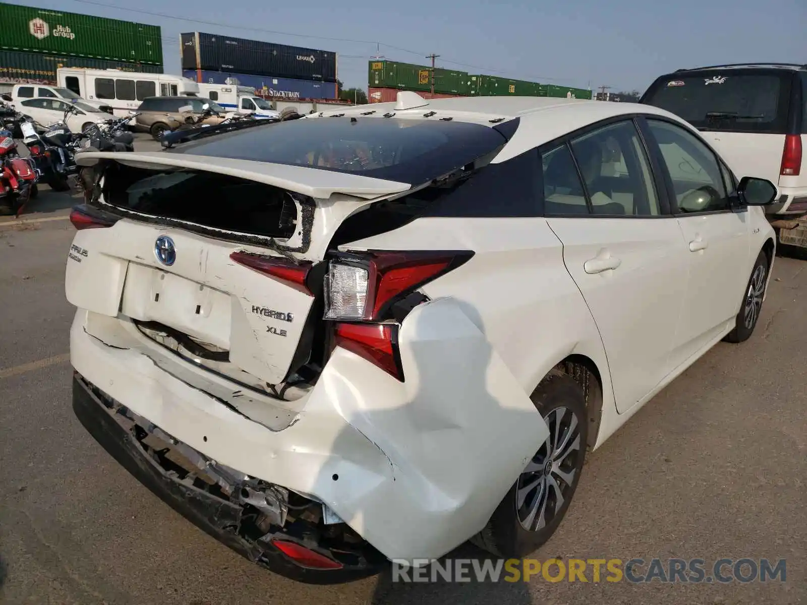 4 Photograph of a damaged car JTDL9RFU8L3014359 TOYOTA PRIUS 2020