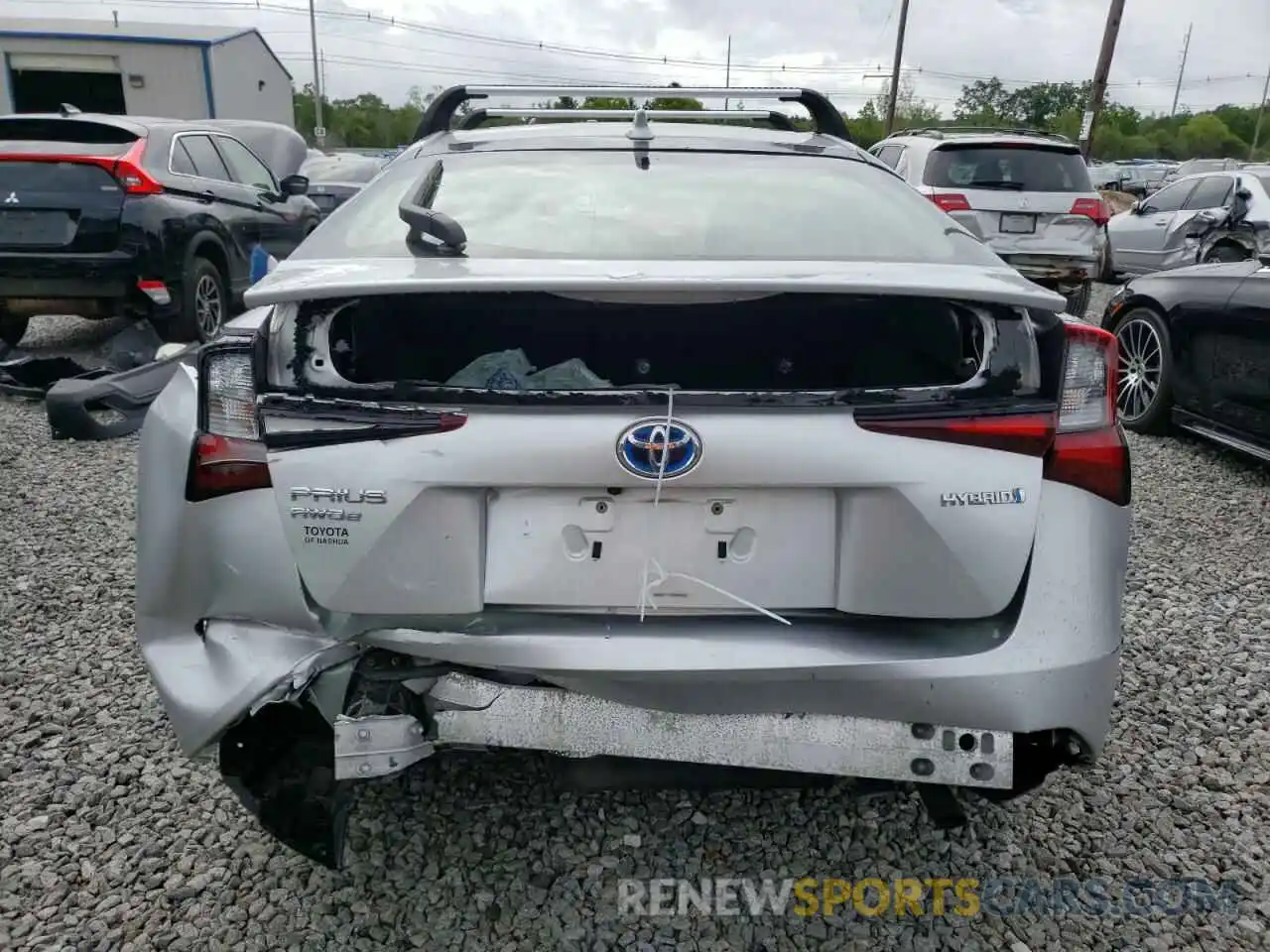6 Photograph of a damaged car JTDL9RFU8L3015415 TOYOTA PRIUS 2020