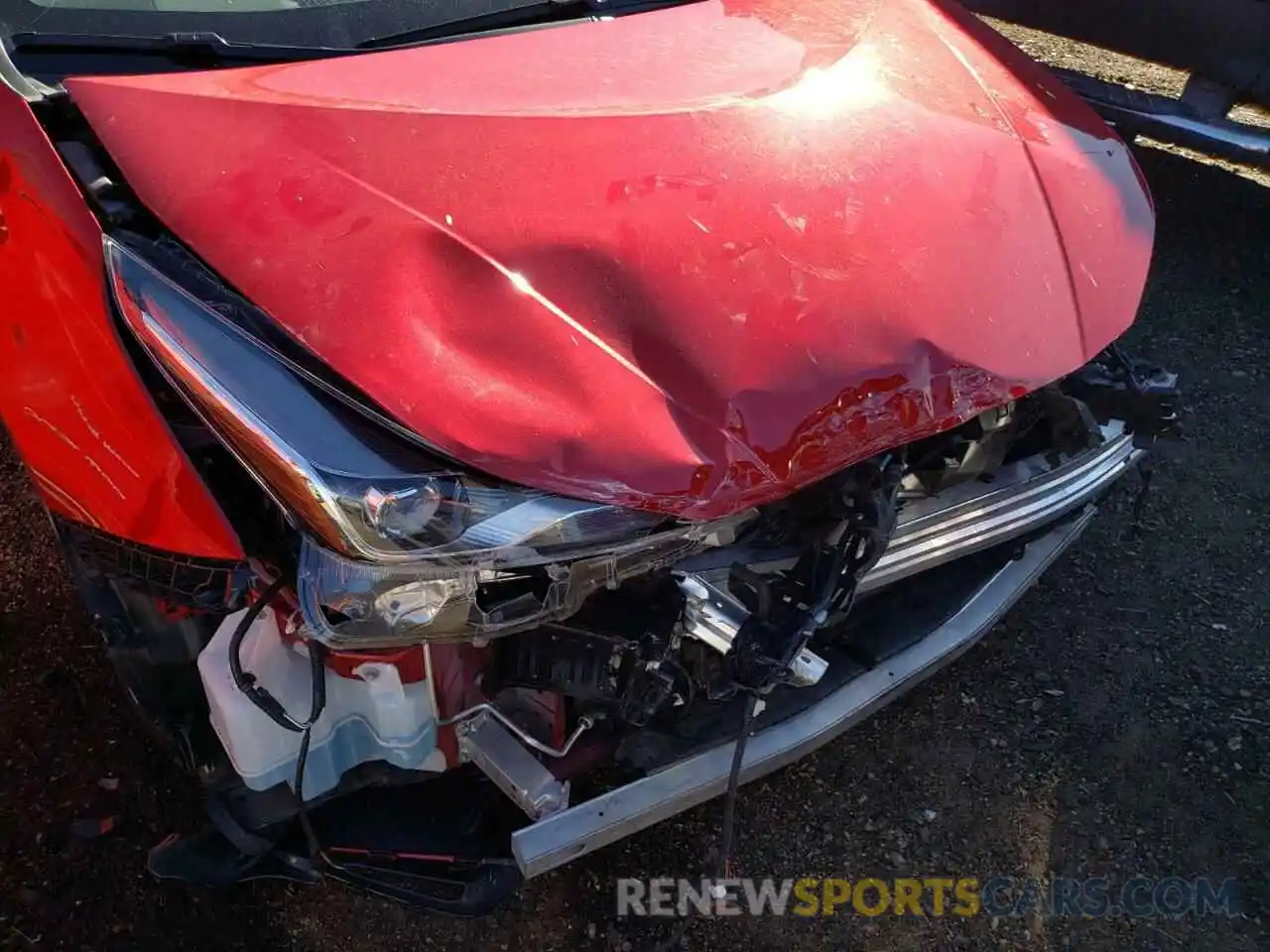 9 Photograph of a damaged car JTDL9RFU8L3017441 TOYOTA PRIUS 2020