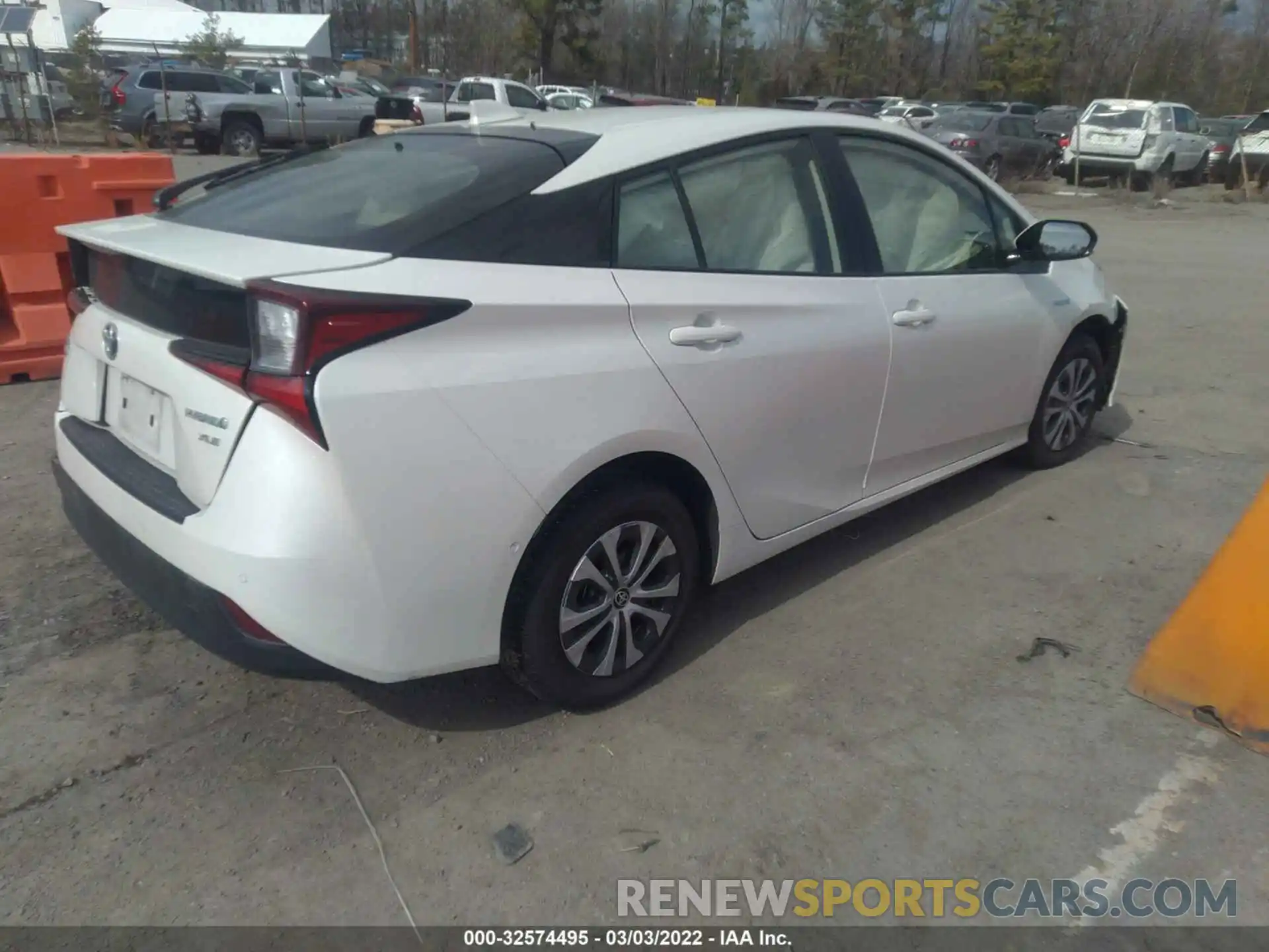 4 Photograph of a damaged car JTDL9RFU8L3017939 TOYOTA PRIUS 2020