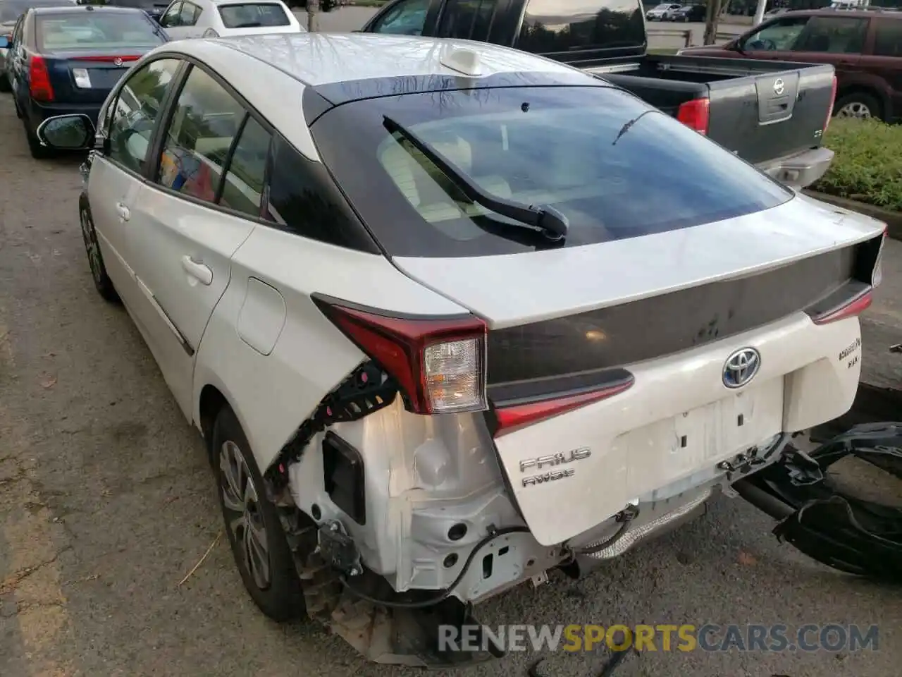 3 Photograph of a damaged car JTDL9RFU8L3020940 TOYOTA PRIUS 2020