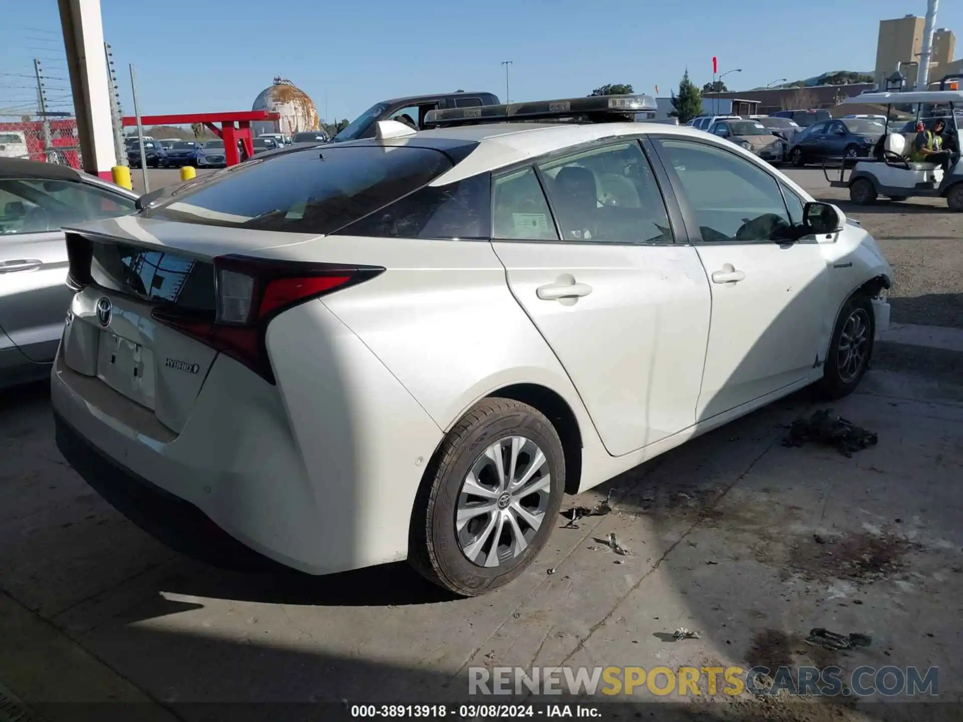 4 Photograph of a damaged car JTDL9RFU9L3019358 TOYOTA PRIUS 2020