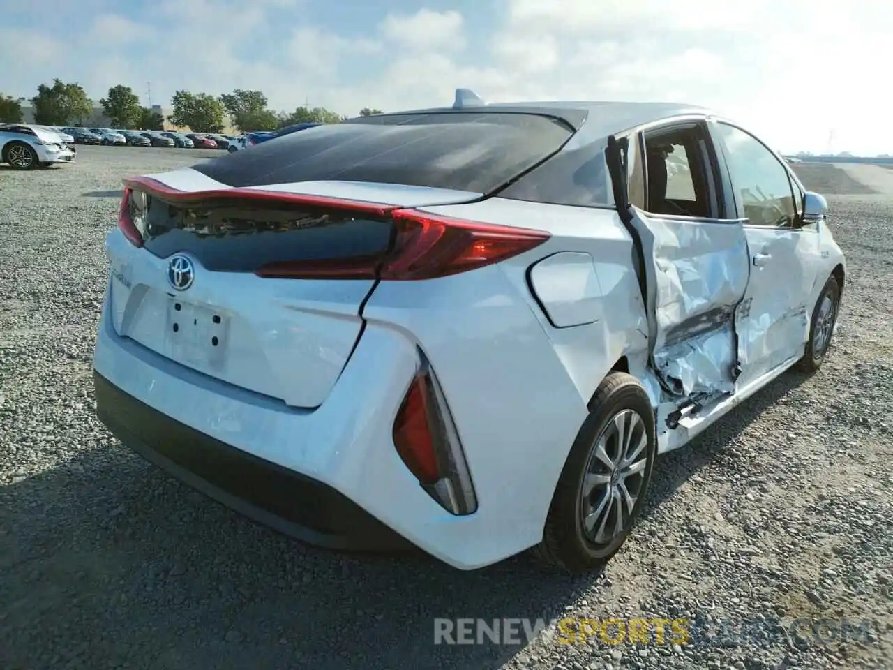 4 Photograph of a damaged car JTDKAMFP0M3189254 TOYOTA PRIUS 2021