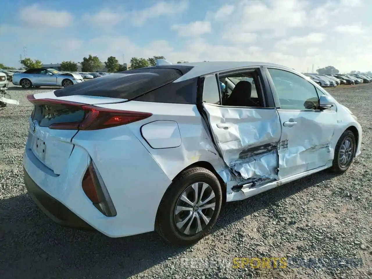 9 Photograph of a damaged car JTDKAMFP0M3189254 TOYOTA PRIUS 2021