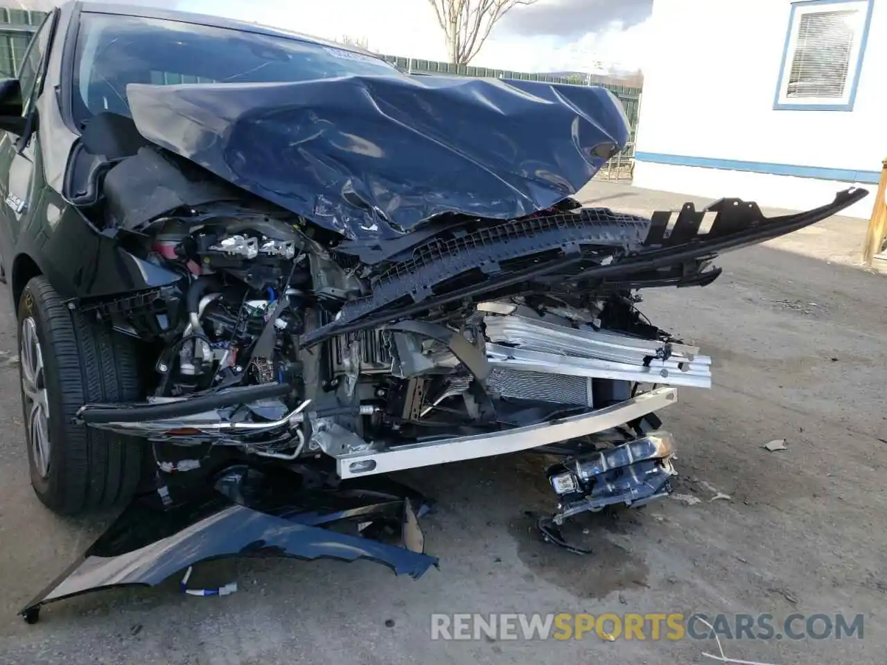 9 Photograph of a damaged car JTDKAMFP0M3195829 TOYOTA PRIUS 2021