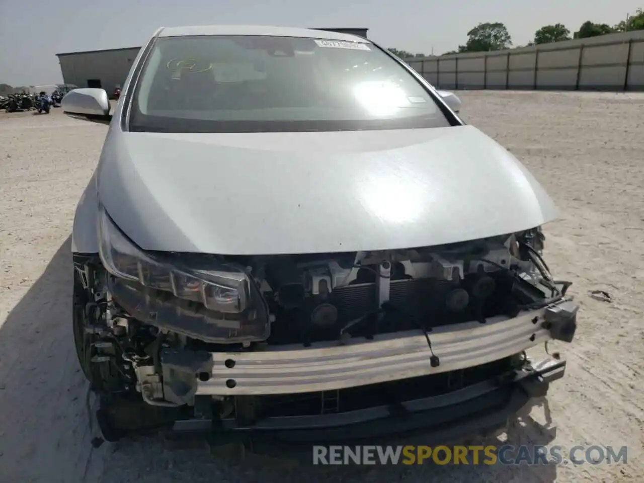 9 Photograph of a damaged car JTDKAMFP1M3172785 TOYOTA PRIUS 2021