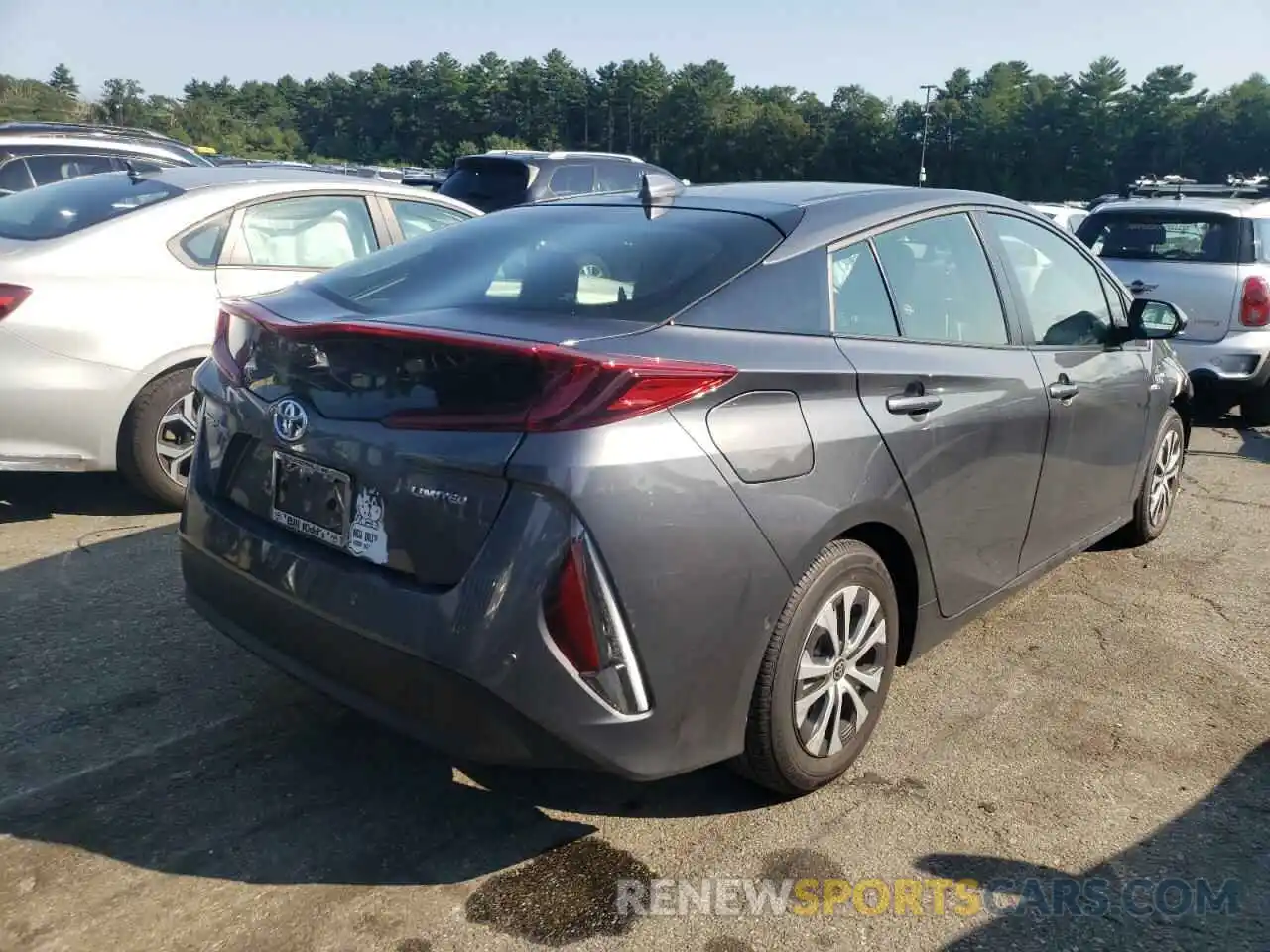 4 Photograph of a damaged car JTDKAMFP1M3182636 TOYOTA PRIUS 2021