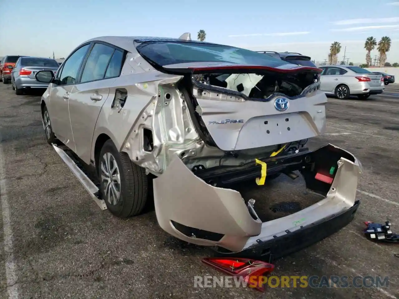 3 Photograph of a damaged car JTDKAMFP2M3169023 TOYOTA PRIUS 2021