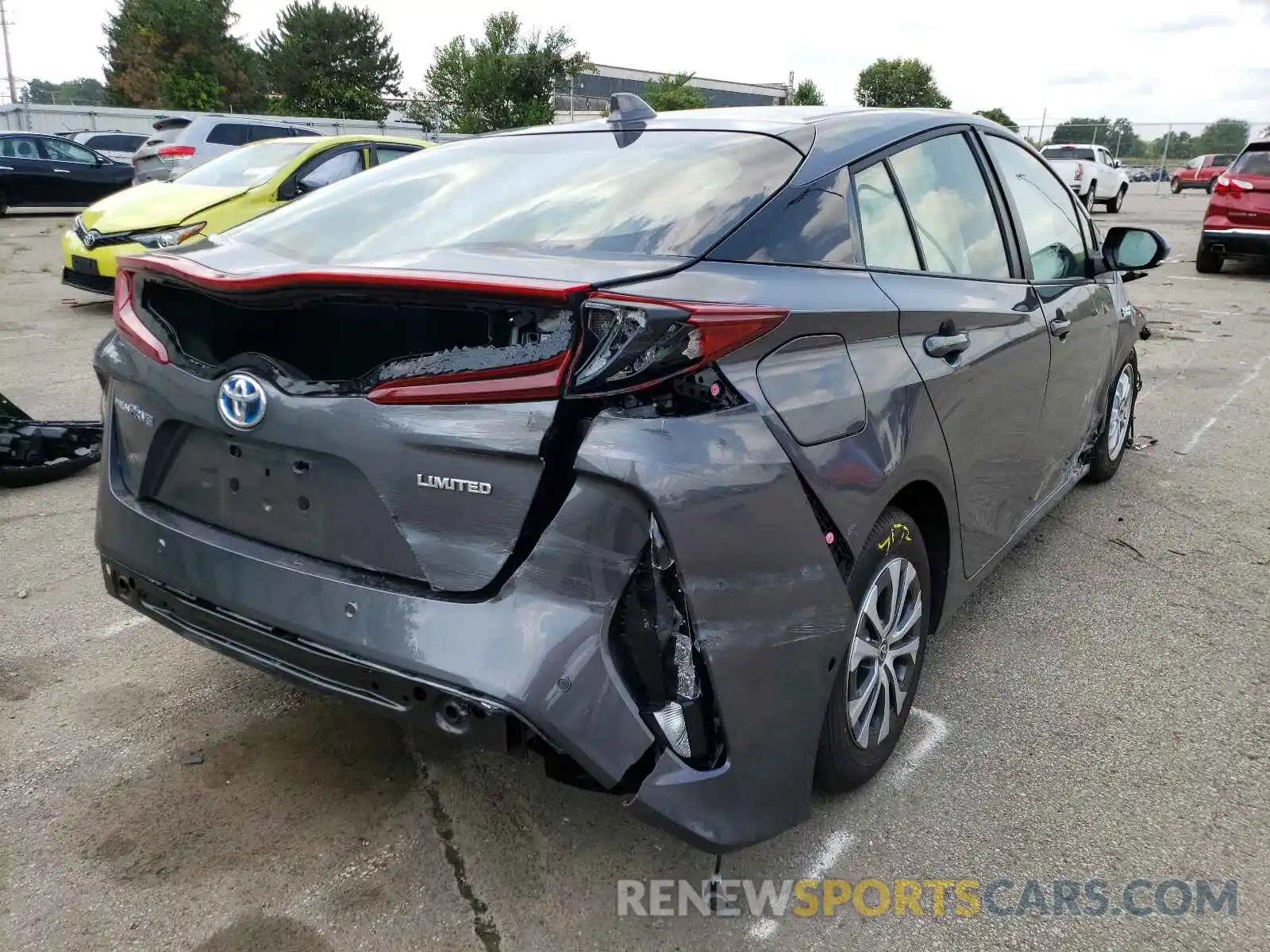 4 Photograph of a damaged car JTDKAMFP2M3172410 TOYOTA PRIUS 2021