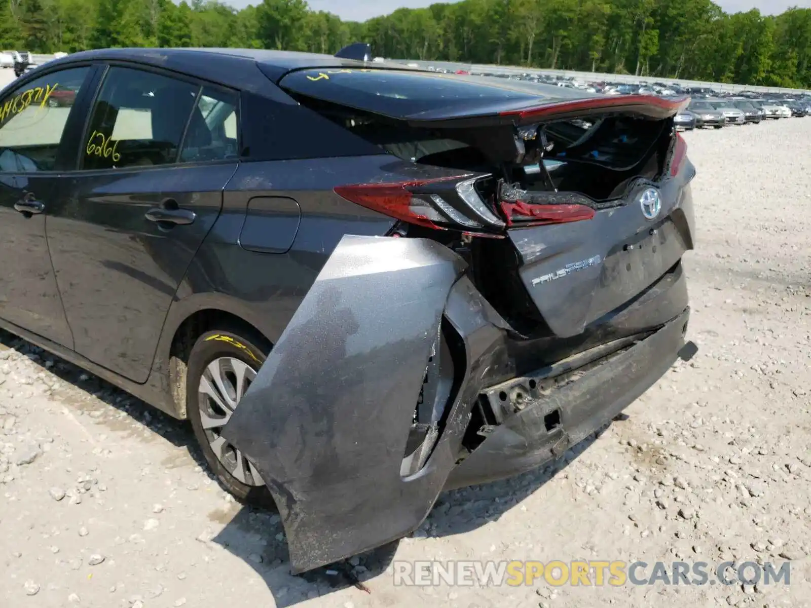 9 Photograph of a damaged car JTDKAMFP2M3173718 TOYOTA PRIUS 2021