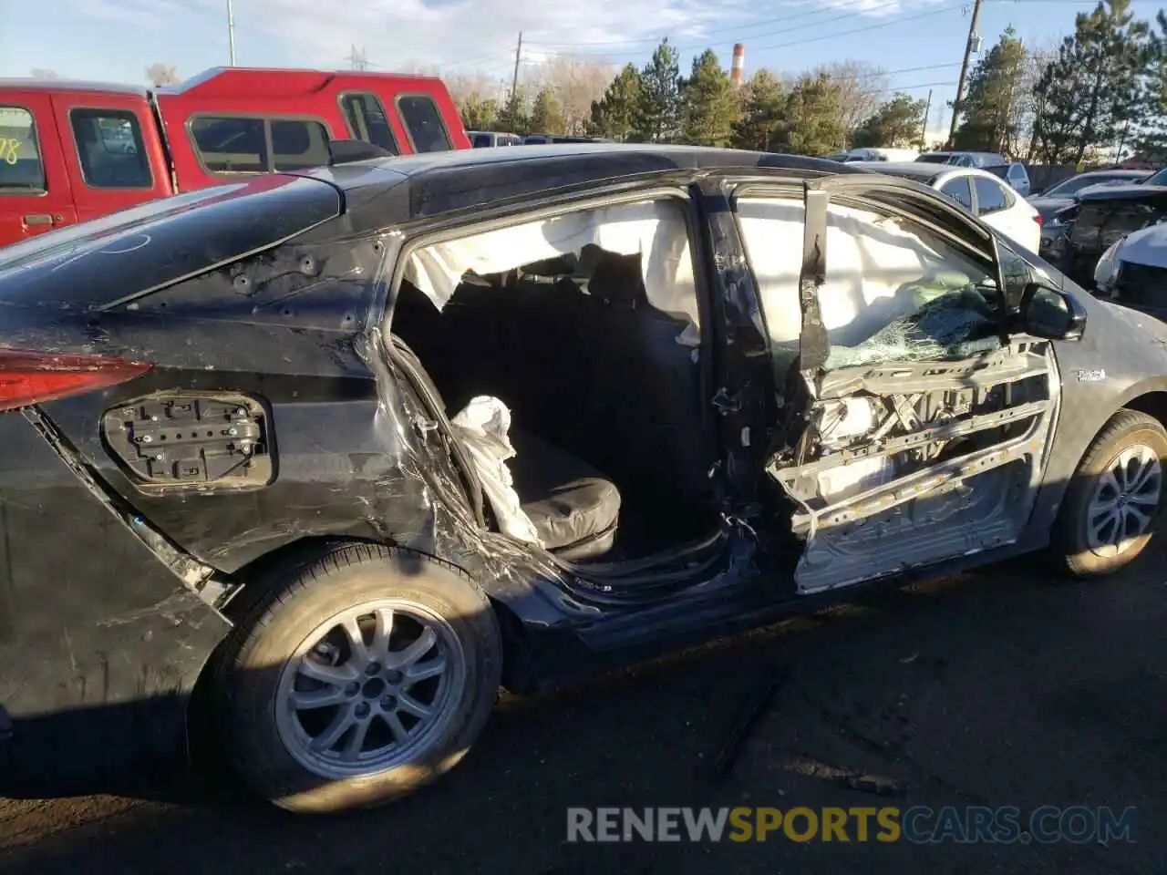 9 Photograph of a damaged car JTDKAMFP3M3166177 TOYOTA PRIUS 2021