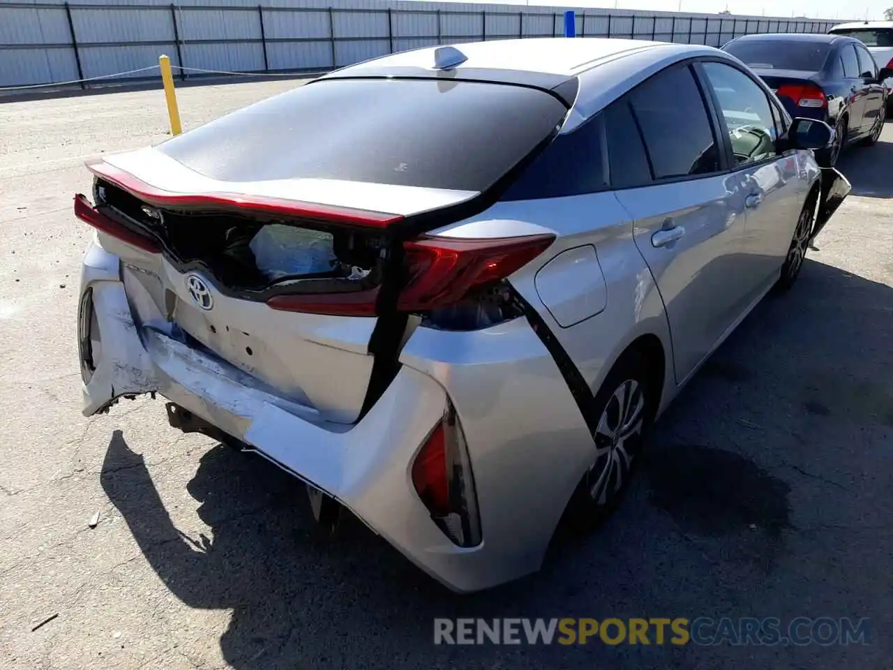 4 Photograph of a damaged car JTDKAMFP3M3171489 TOYOTA PRIUS 2021