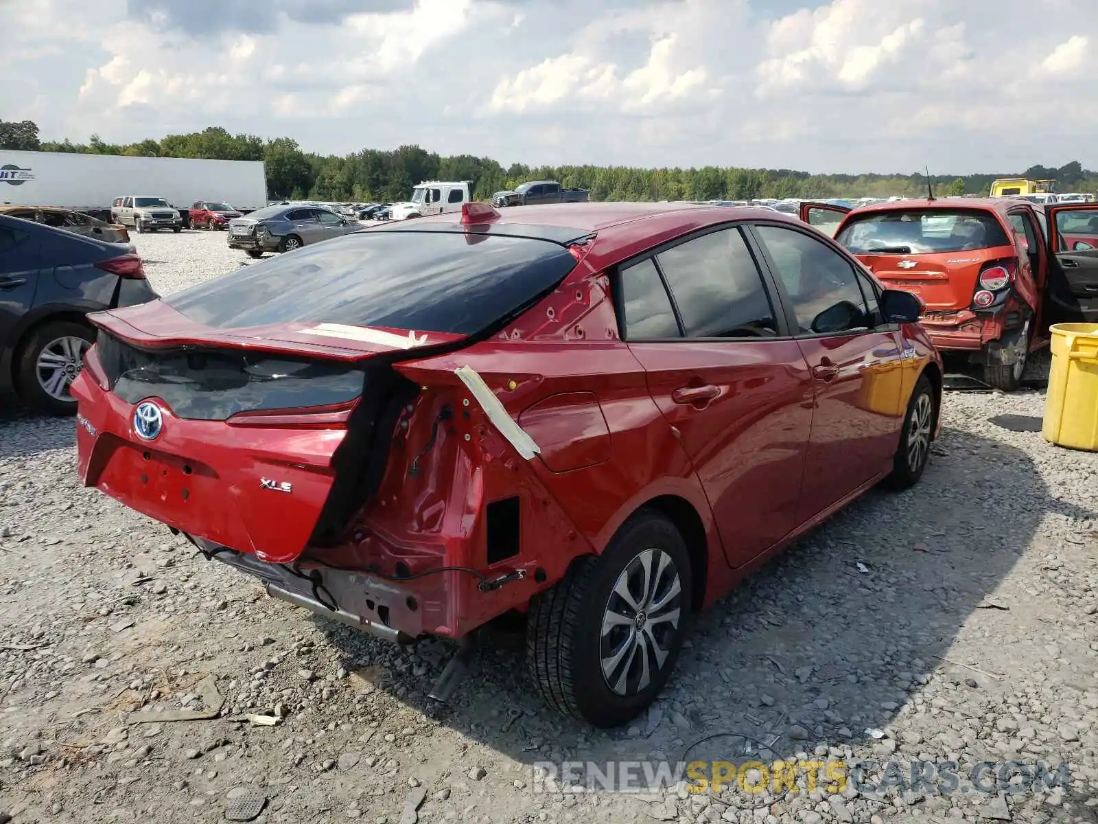 4 Photograph of a damaged car JTDKAMFP5M3188343 TOYOTA PRIUS 2021