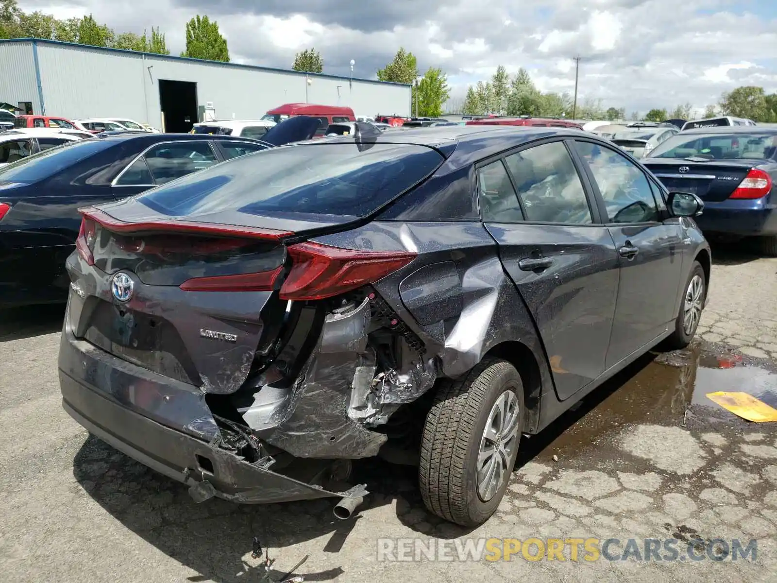 4 Photograph of a damaged car JTDKAMFP6M3169445 TOYOTA PRIUS 2021