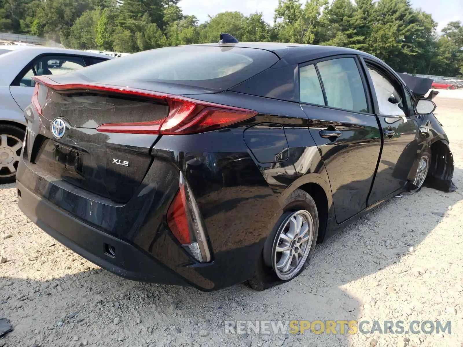 4 Photograph of a damaged car JTDKAMFP6M3173169 TOYOTA PRIUS 2021