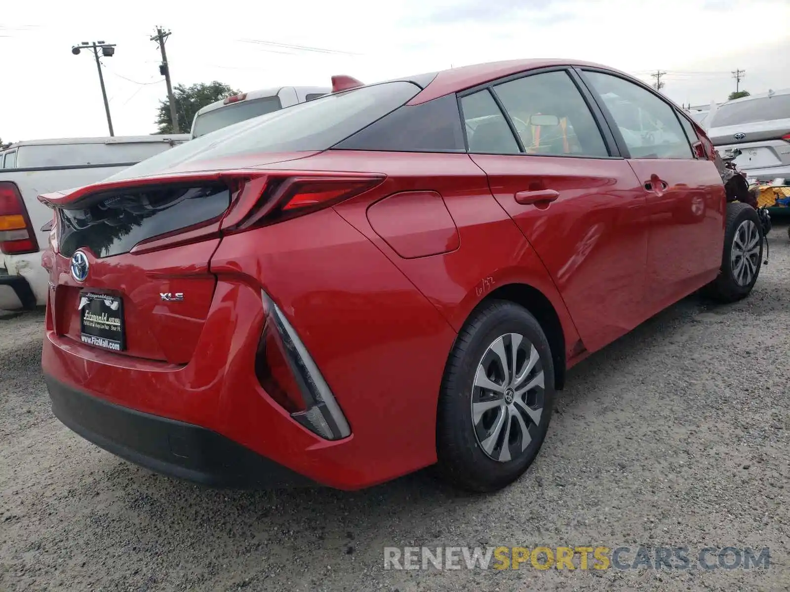 4 Photograph of a damaged car JTDKAMFP7M3174282 TOYOTA PRIUS 2021