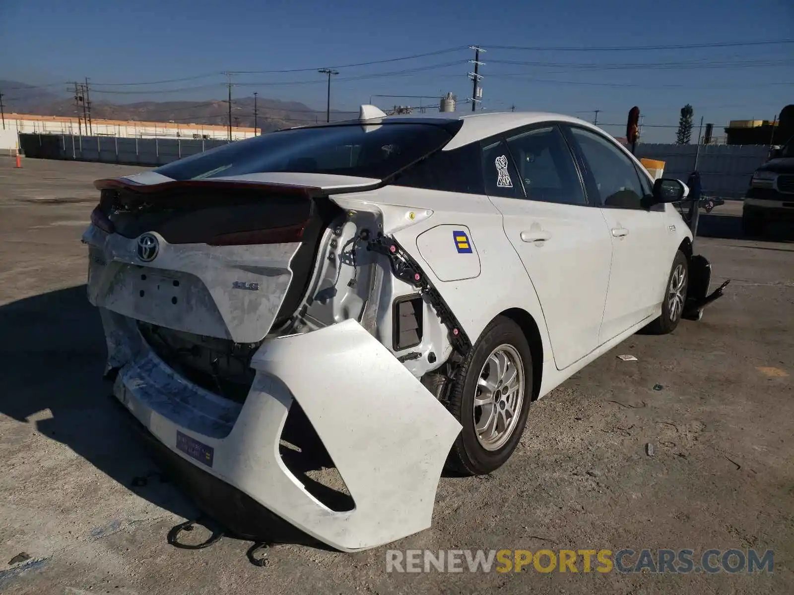 4 Photograph of a damaged car JTDKAMFP8M3176994 TOYOTA PRIUS 2021