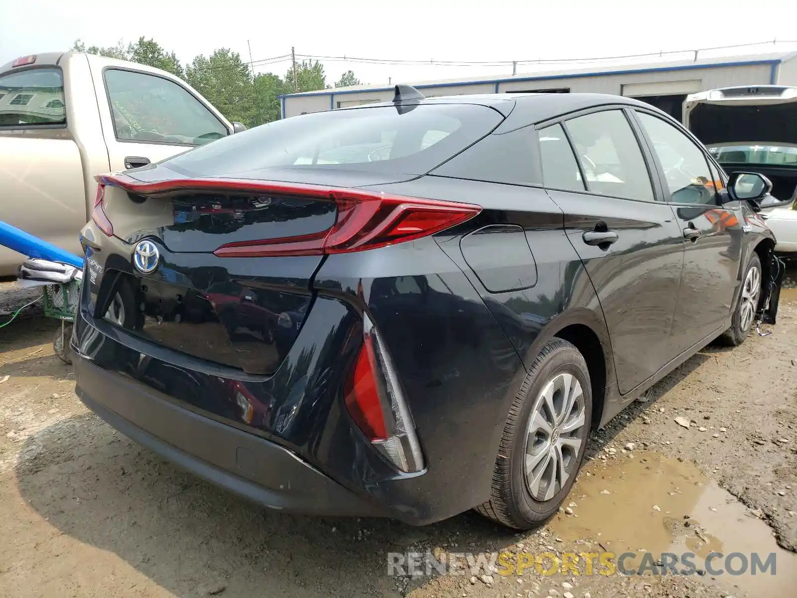 4 Photograph of a damaged car JTDKAMFP9M3182951 TOYOTA PRIUS 2021