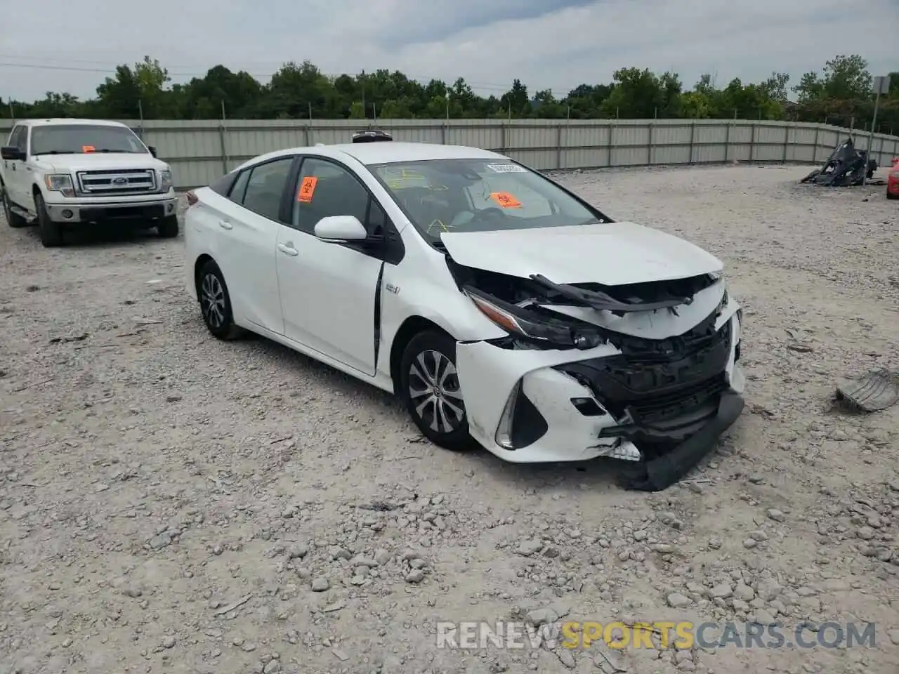 1 Фотография поврежденного автомобиля JTDKAMFP9M3189009 TOYOTA PRIUS 2021