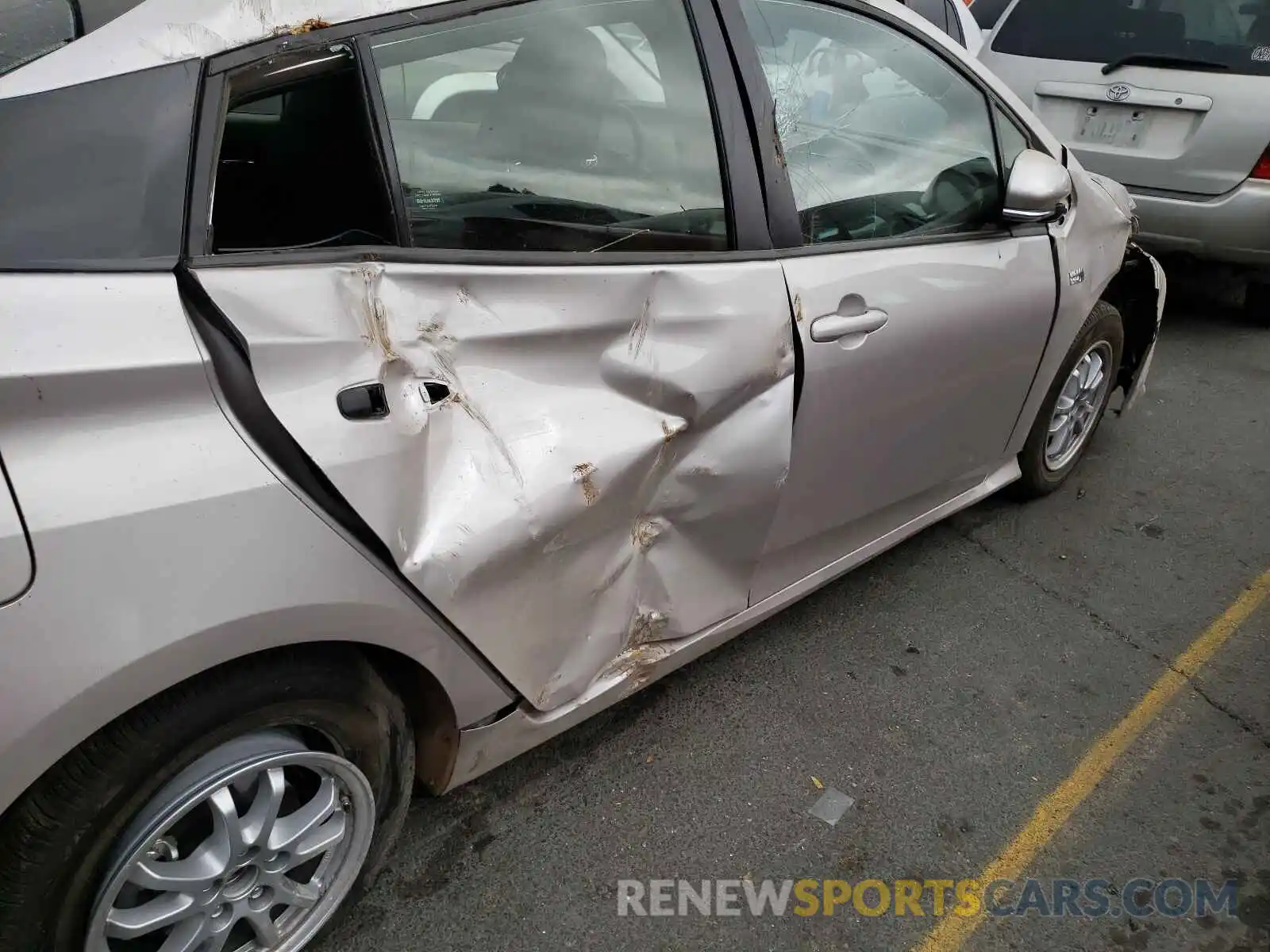 9 Photograph of a damaged car JTDKAMFP9M3193190 TOYOTA PRIUS 2021