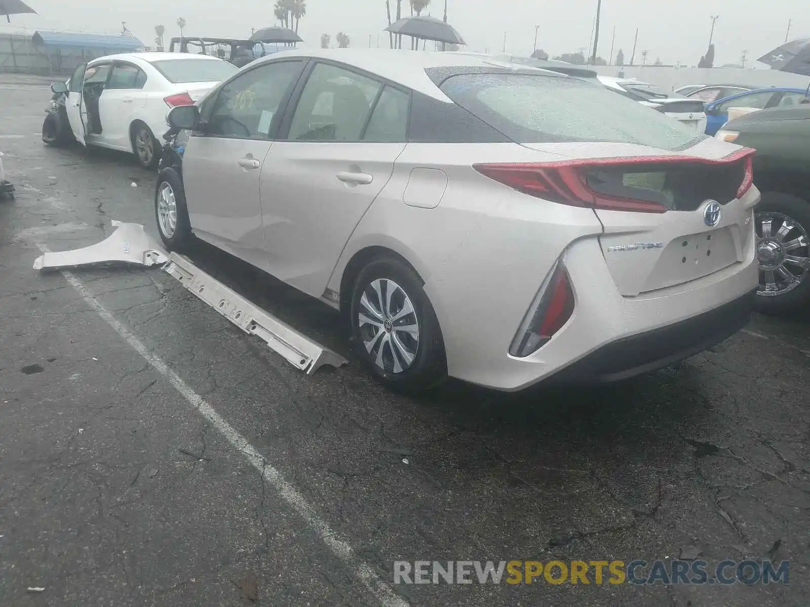 3 Photograph of a damaged car JTDKAMFPXM3165110 TOYOTA PRIUS 2021