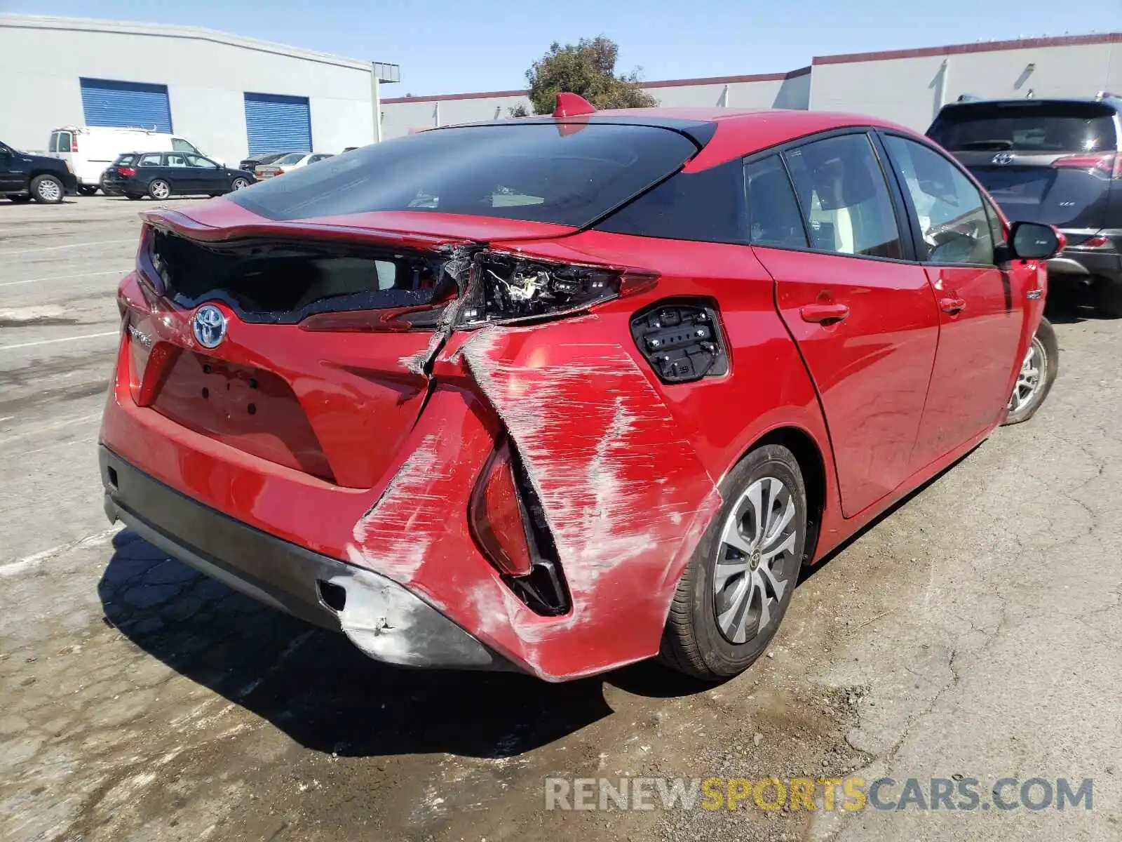 4 Photograph of a damaged car JTDKAMFPXM3180867 TOYOTA PRIUS 2021