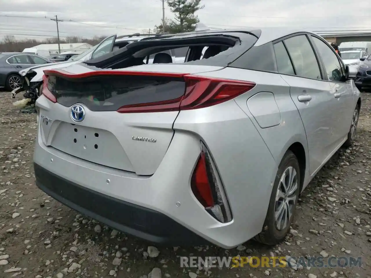 4 Photograph of a damaged car JTDKAMFPXM3191321 TOYOTA PRIUS 2021