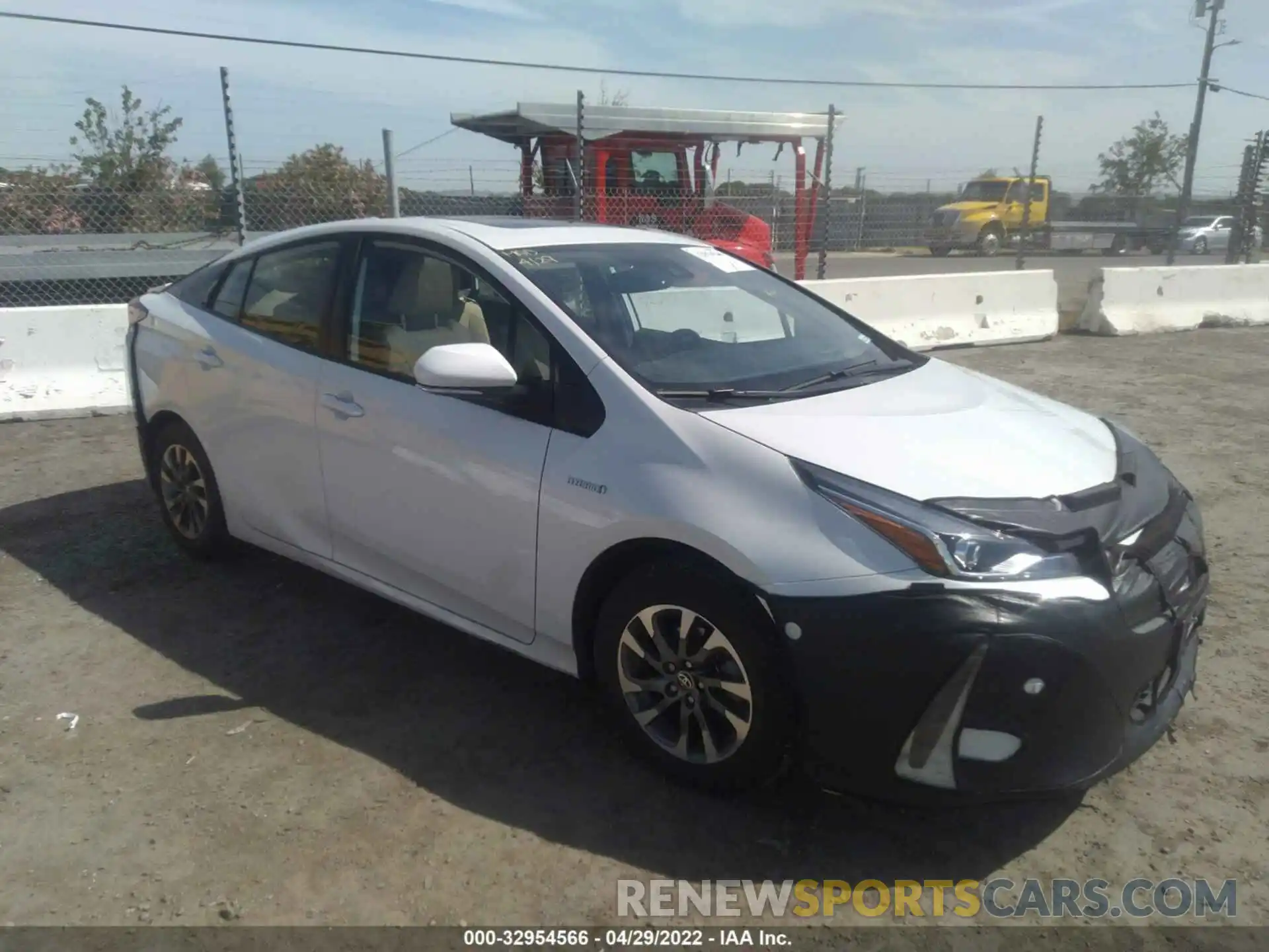 1 Photograph of a damaged car JTDKAMFU0M3137158 TOYOTA PRIUS 2021