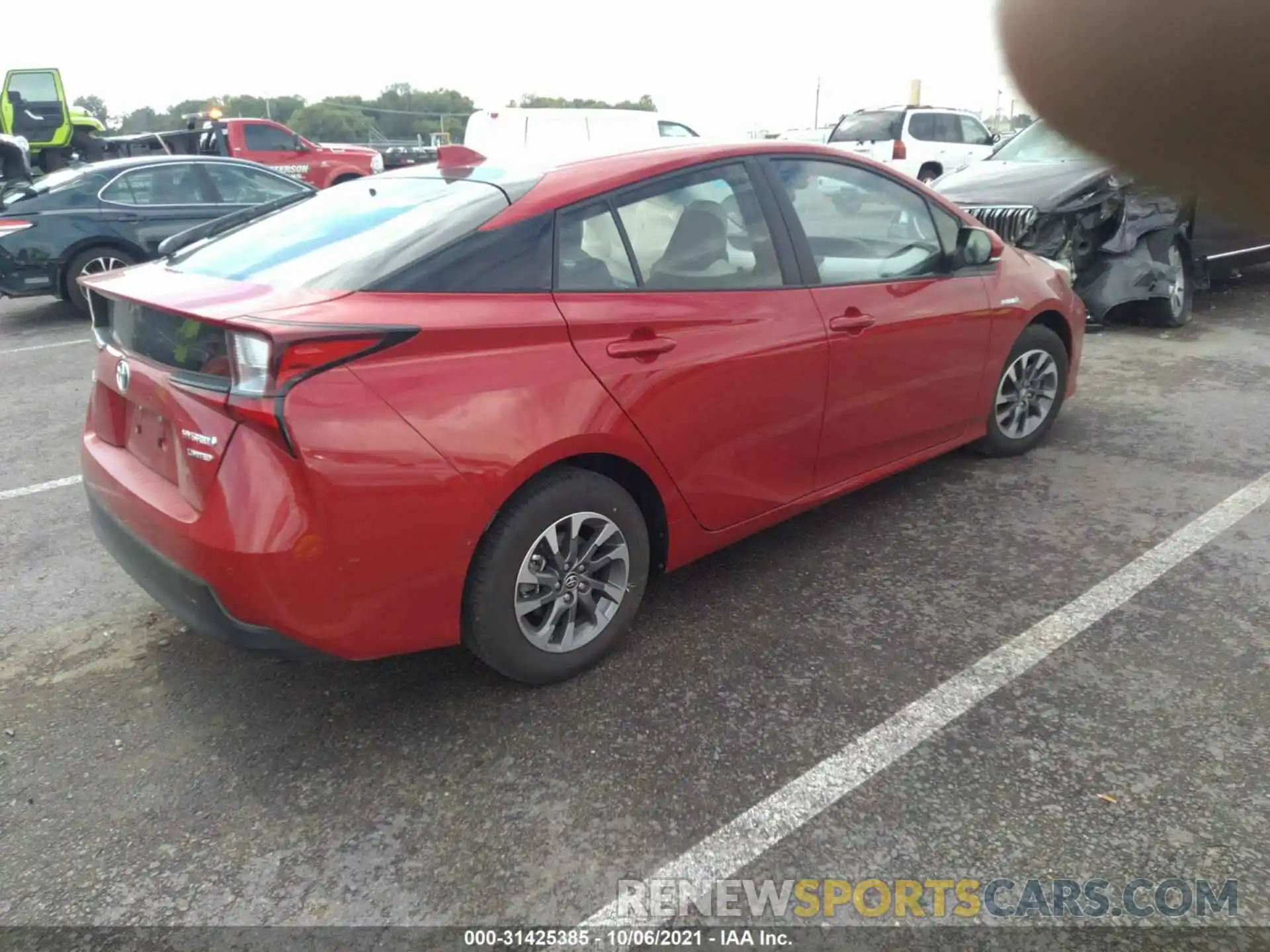 4 Photograph of a damaged car JTDKAMFU0M3150878 TOYOTA PRIUS 2021