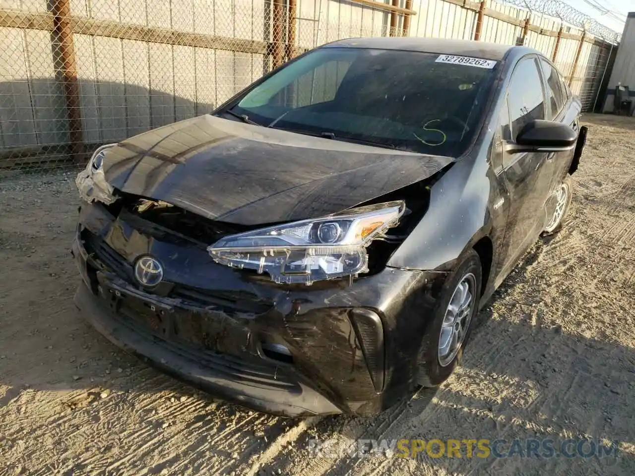 2 Фотография поврежденного автомобиля JTDKAMFU1M3142997 TOYOTA PRIUS 2021