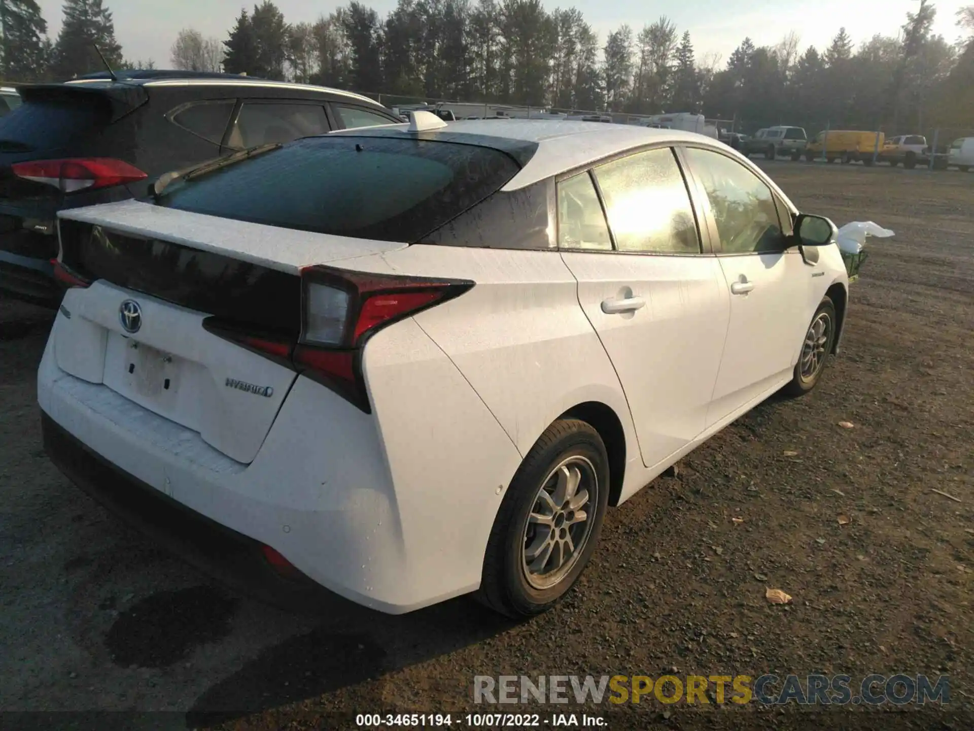 4 Photograph of a damaged car JTDKAMFU2M3149666 TOYOTA PRIUS 2021