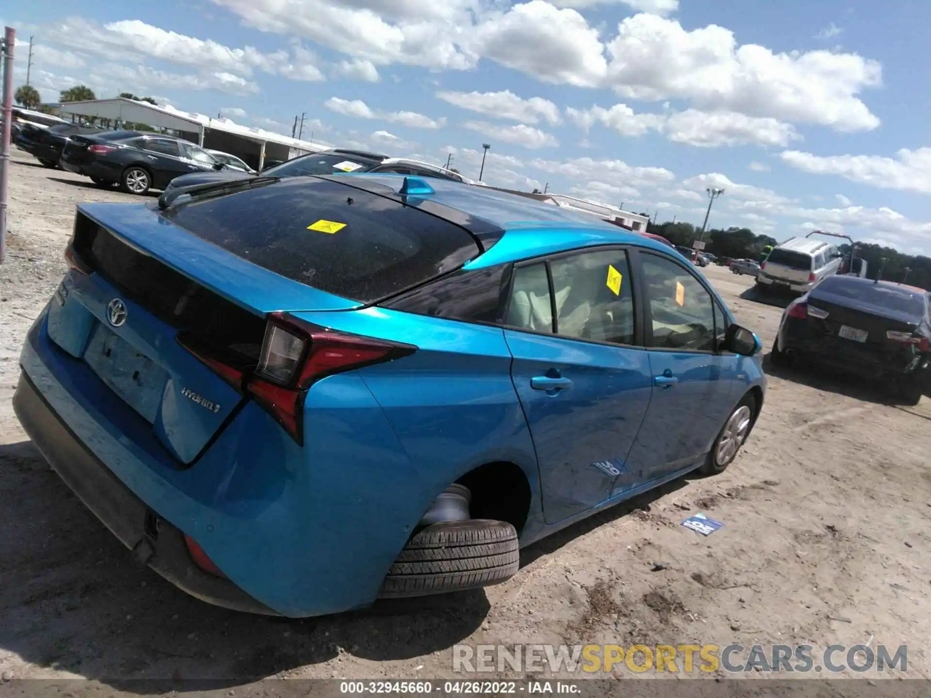 4 Photograph of a damaged car JTDKAMFU3M3130981 TOYOTA PRIUS 2021