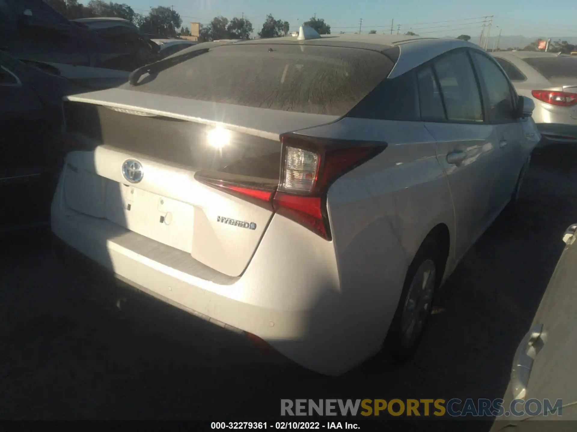 4 Photograph of a damaged car JTDKAMFU3M3136084 TOYOTA PRIUS 2021