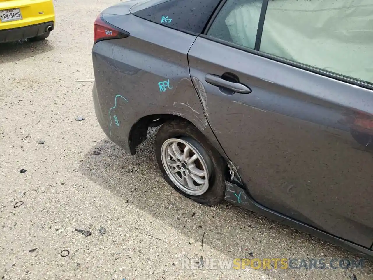 9 Photograph of a damaged car JTDKAMFU3M3140216 TOYOTA PRIUS 2021