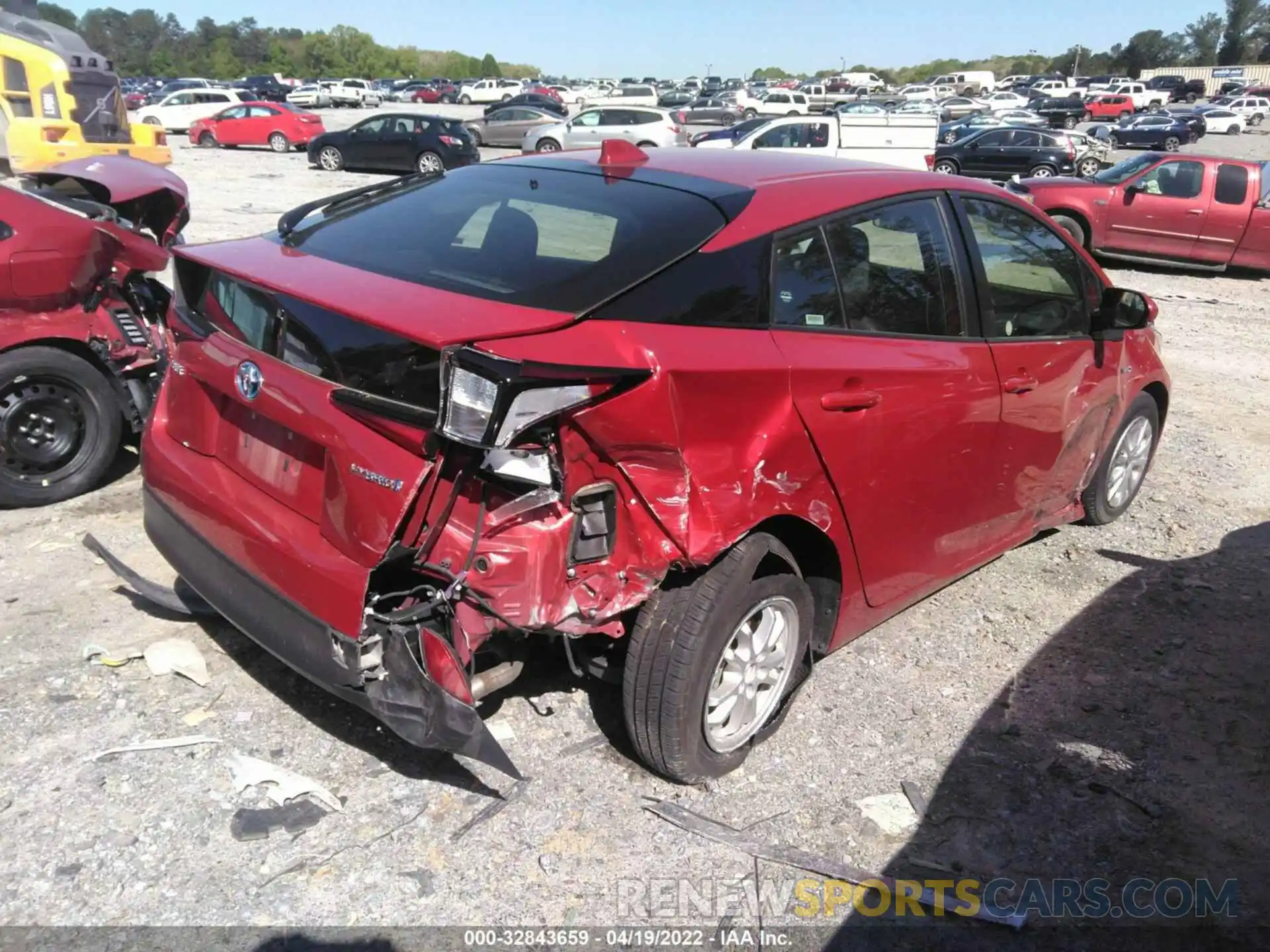 4 Photograph of a damaged car JTDKAMFU3M3146274 TOYOTA PRIUS 2021