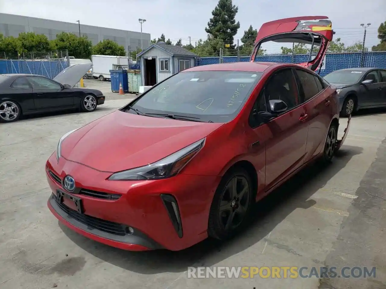 2 Фотография поврежденного автомобиля JTDKAMFU4M3127992 TOYOTA PRIUS 2021