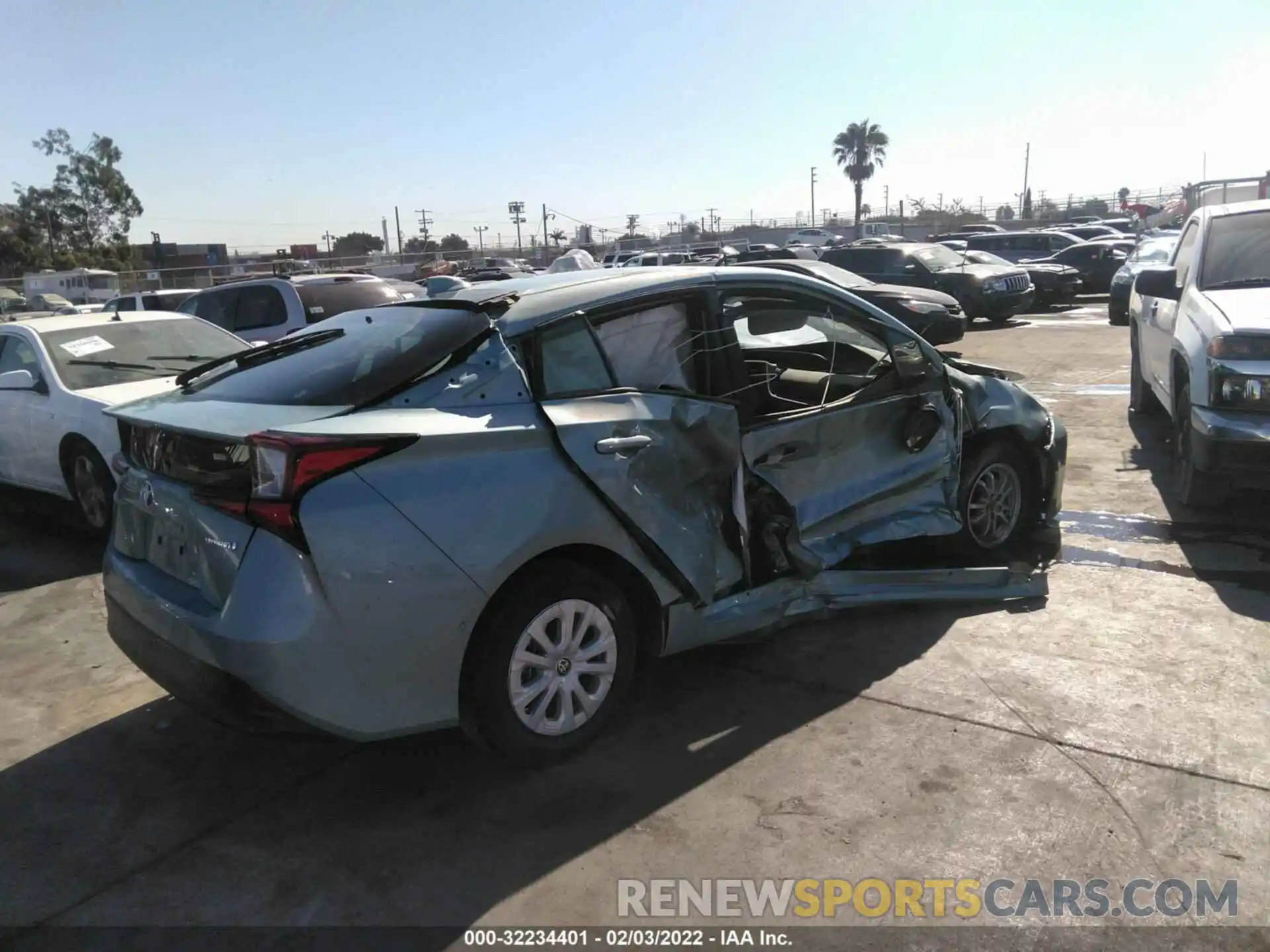 4 Photograph of a damaged car JTDKAMFU4M3131783 TOYOTA PRIUS 2021