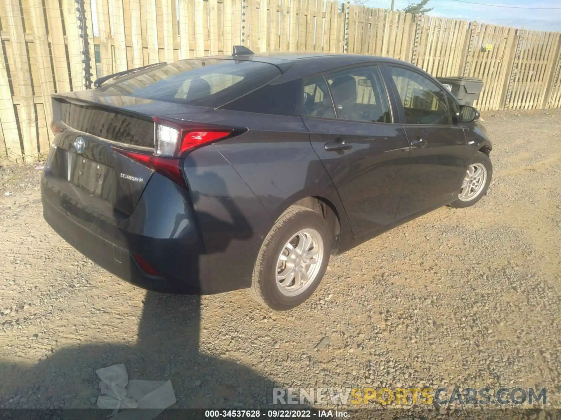 4 Photograph of a damaged car JTDKAMFU4M3146252 TOYOTA PRIUS 2021