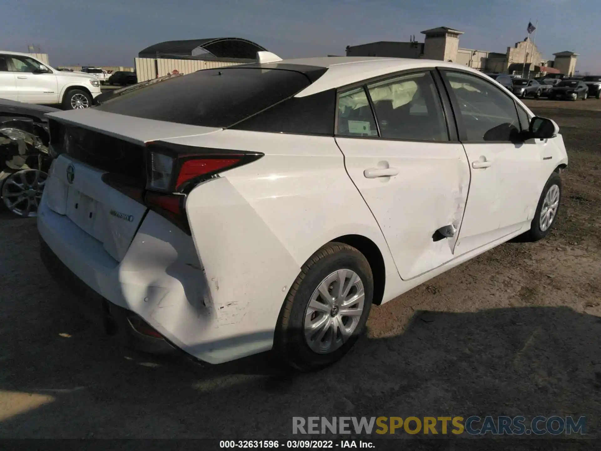 4 Photograph of a damaged car JTDKAMFU4M3147269 TOYOTA PRIUS 2021