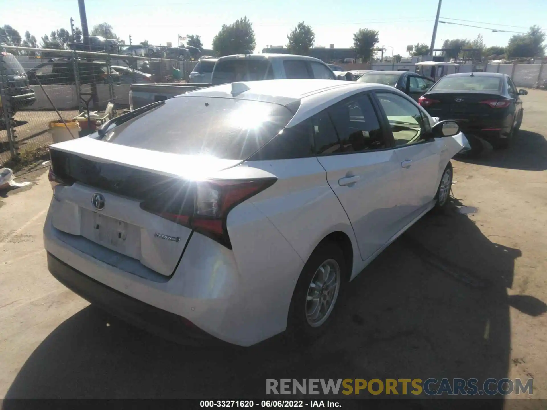 4 Photograph of a damaged car JTDKAMFU5M3141190 TOYOTA PRIUS 2021