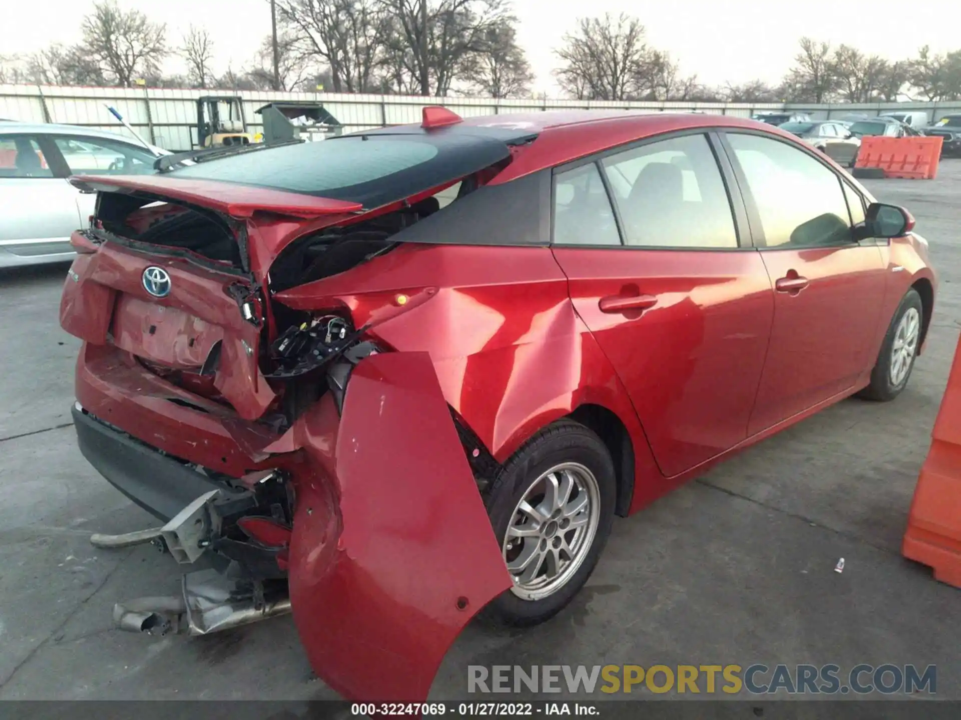 4 Photograph of a damaged car JTDKAMFU5M3143201 TOYOTA PRIUS 2021