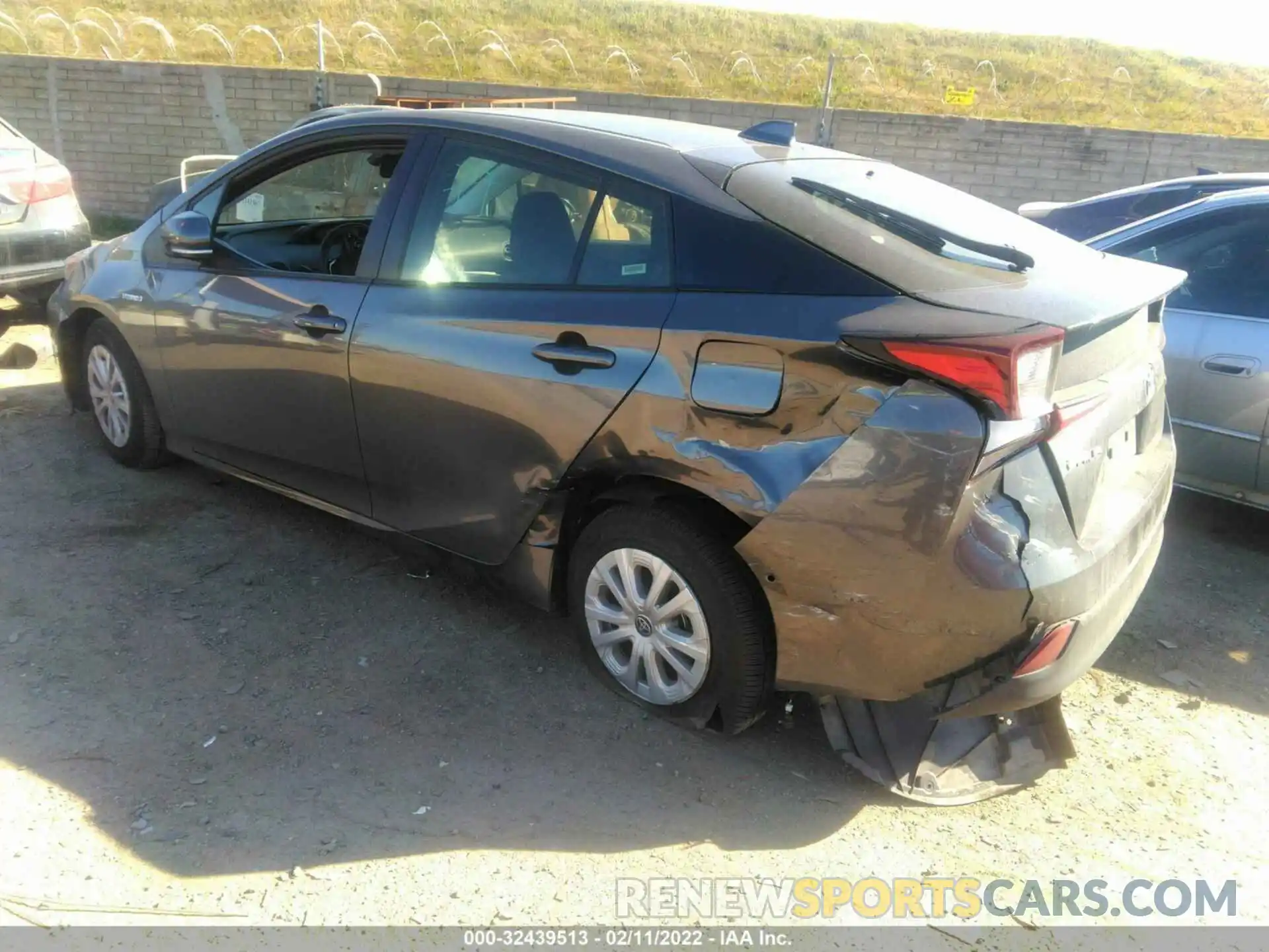 3 Photograph of a damaged car JTDKAMFU5M3148981 TOYOTA PRIUS 2021