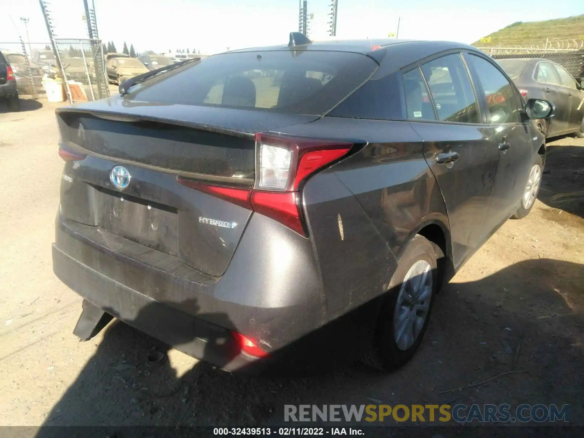 4 Photograph of a damaged car JTDKAMFU5M3148981 TOYOTA PRIUS 2021